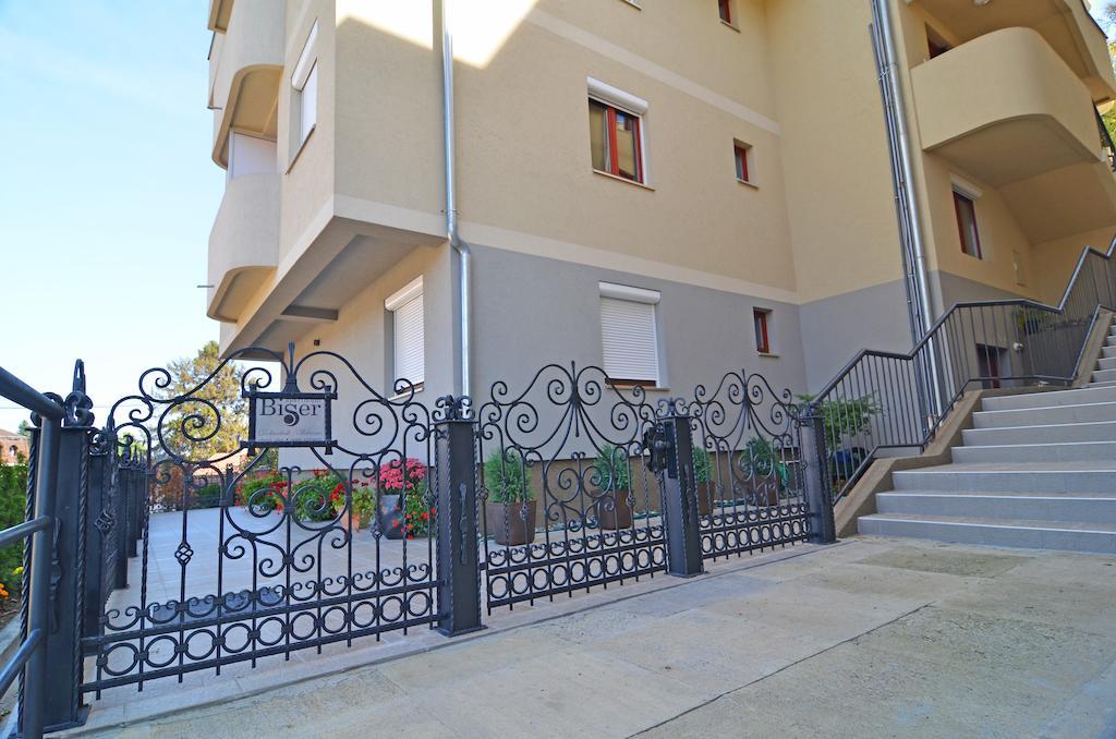 Apartments Biser Vrnjacka Banja Exterior photo